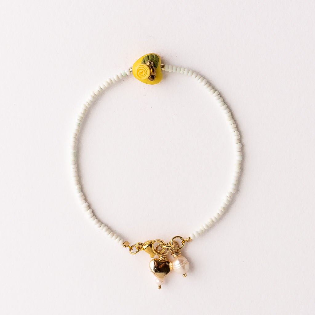 Pulsera Magnolia Corazón Amarillo con Flor Amarilla